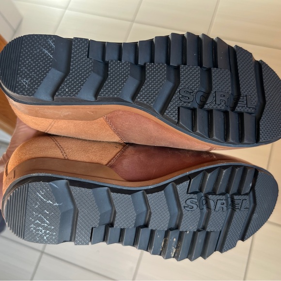 Sorel Evie Tan Leather Wedge Ankle Boots 8 - Picture 8 of 9